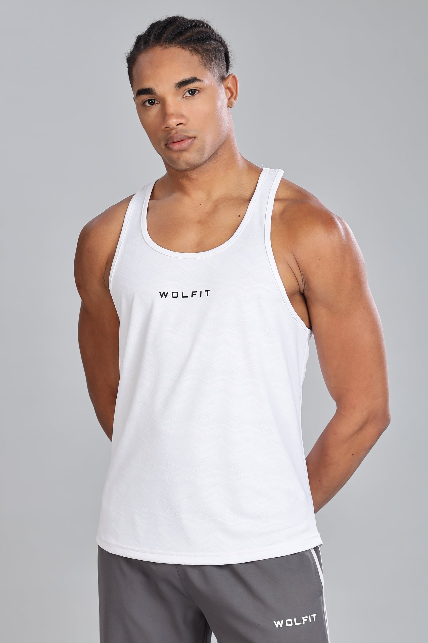 Wavy Jacquard Stringer - White