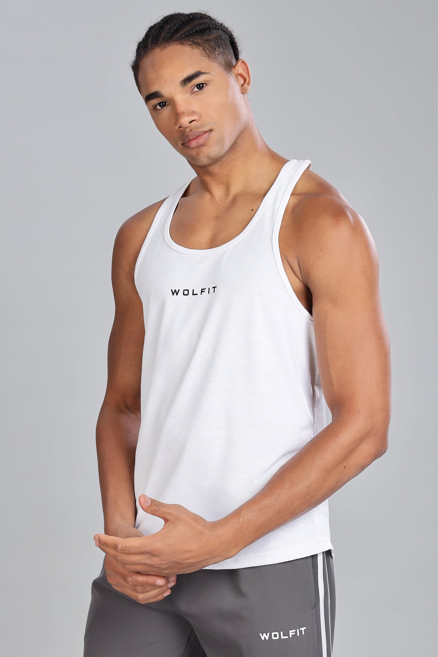 Wavy Jacquard Stringer - White