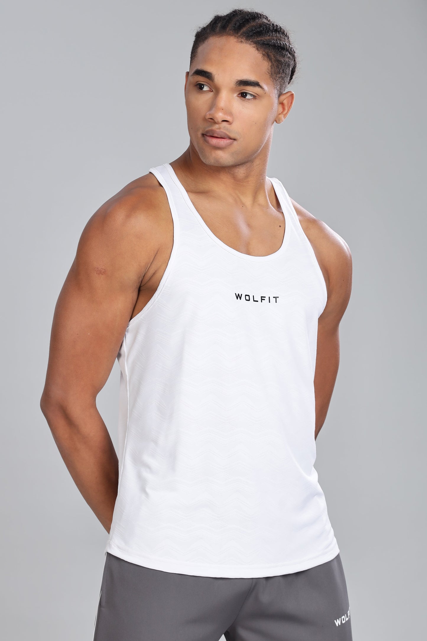 Wavy Jacquard Stringer - White