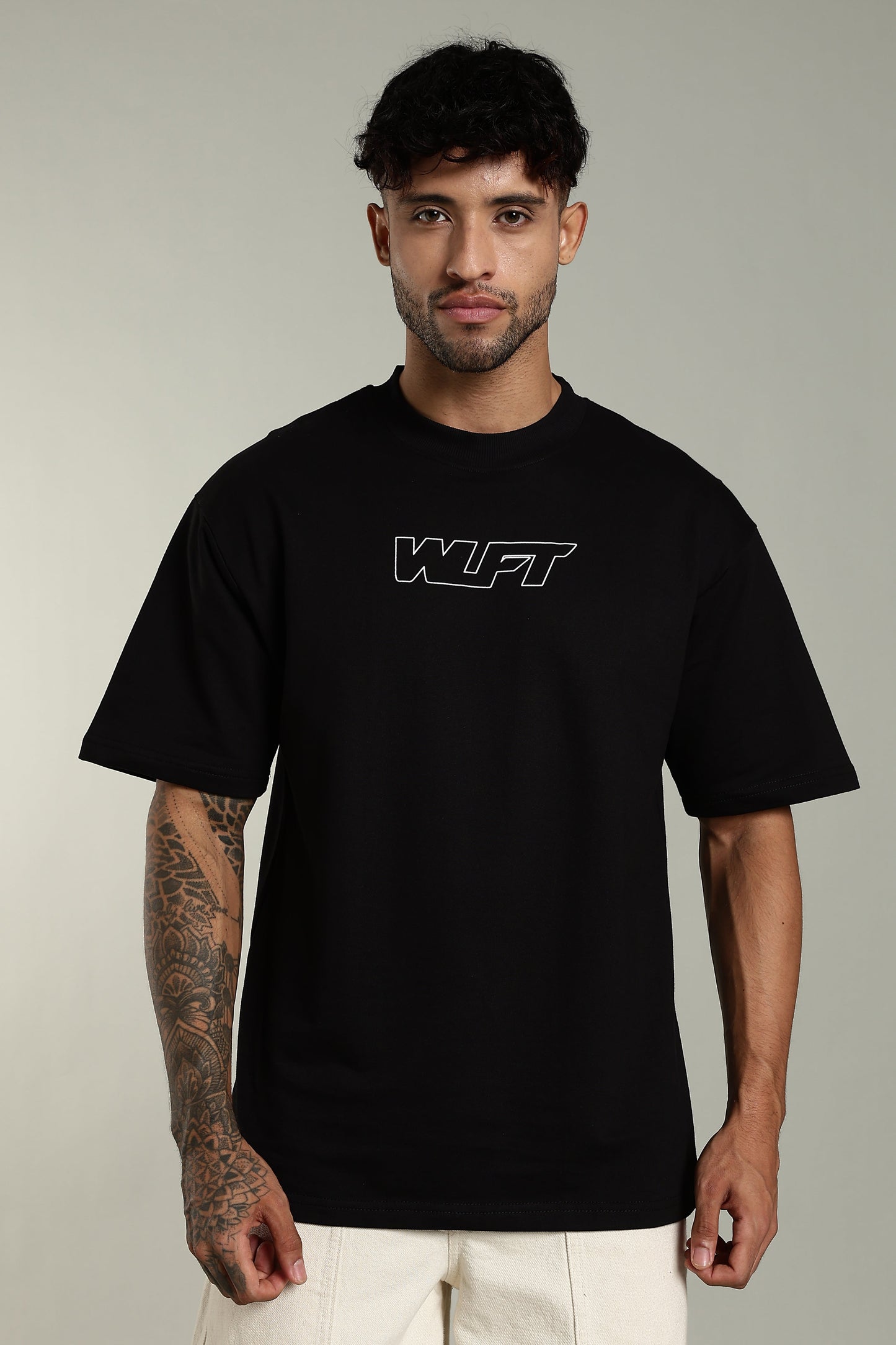 113 HOWLERS CLUB OVERSIZE GRAPHIC TSHIRT - CARBON BLACK
