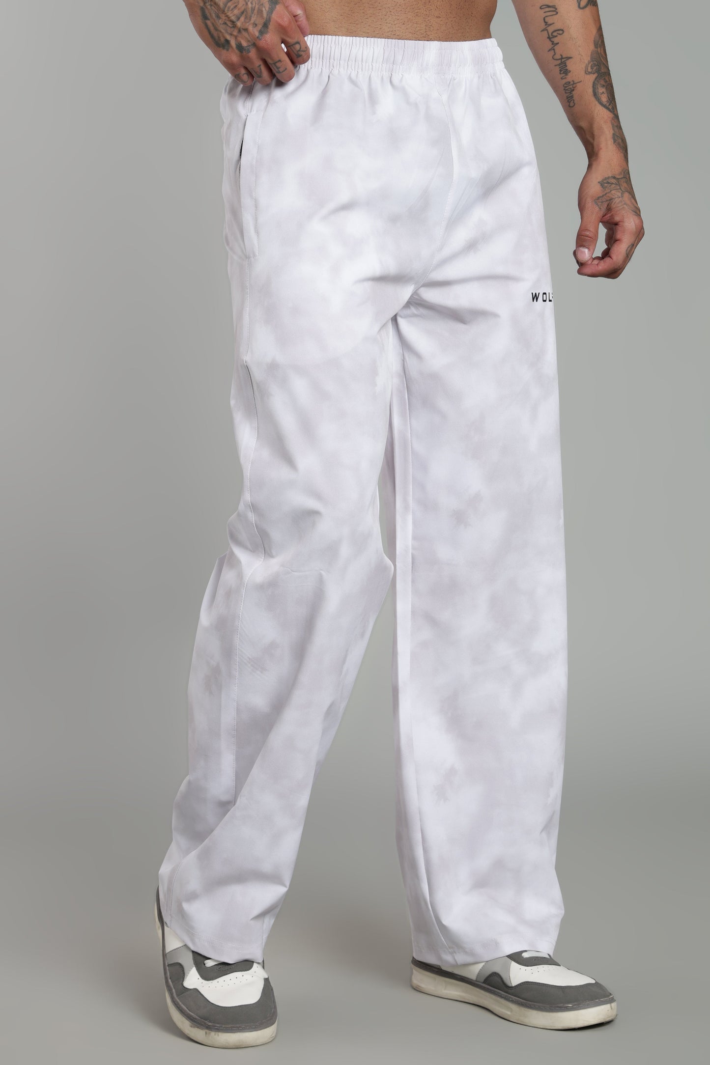 PHANTOM CLOUDWASH STRAIGHTFIT PANTS-WHITE