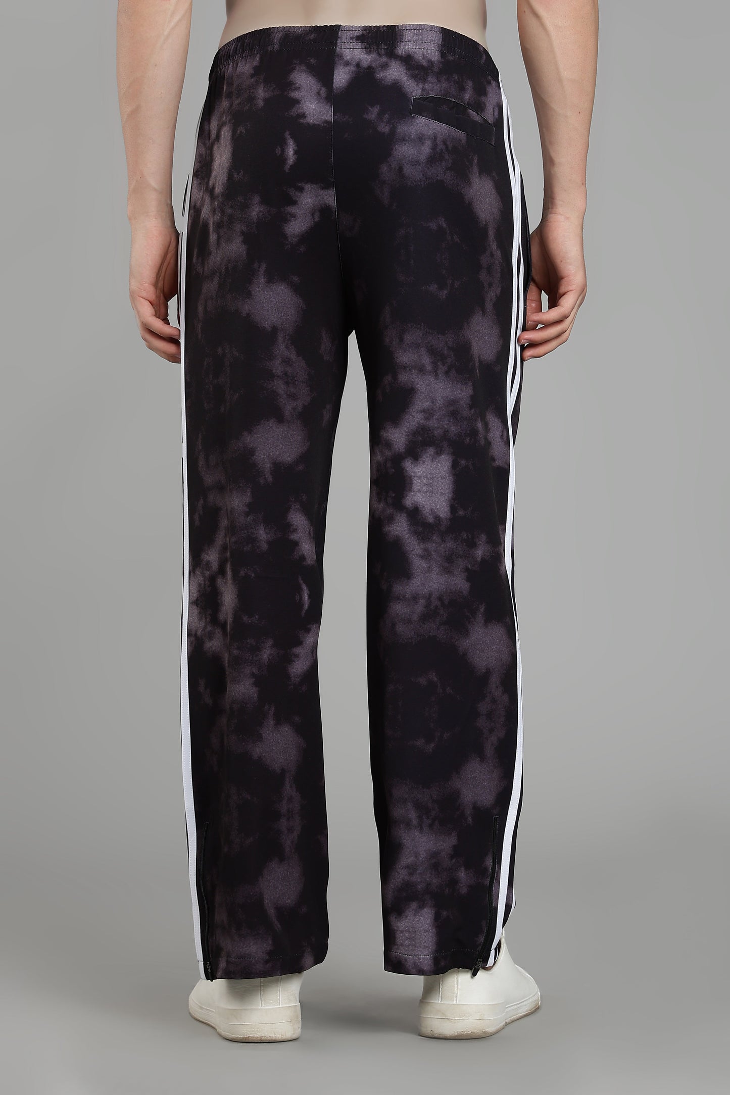 Retro 2.0 Bootcut Trackpant- Black CloudWash