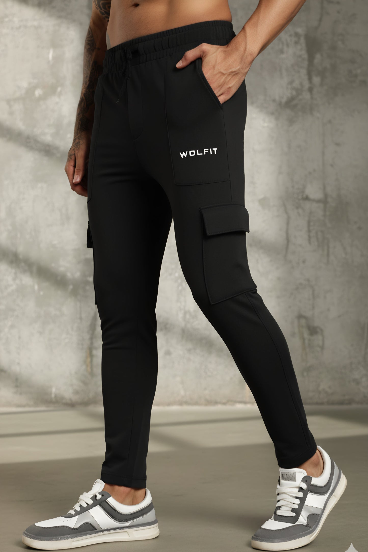 Adonis Cargo Trackpant - Black