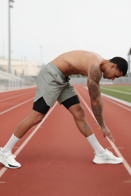 Limitless 2 in 1 6" shorts - Sage Green